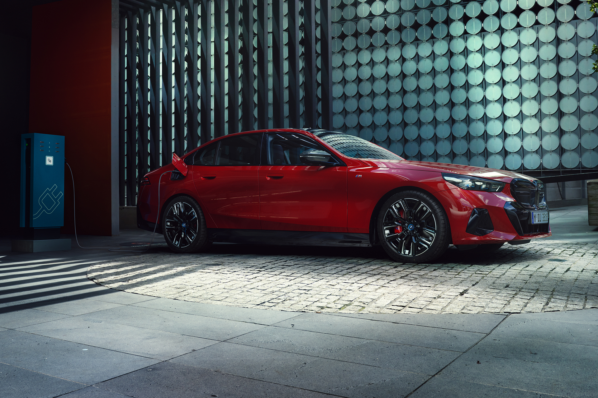 BMW i5