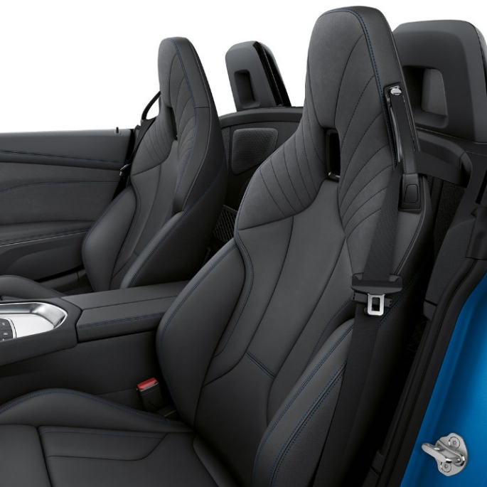 BMW Z4 Roadster en Kit M Sport BMW Z4 Roadster en Kit M Sport, sièges avant
